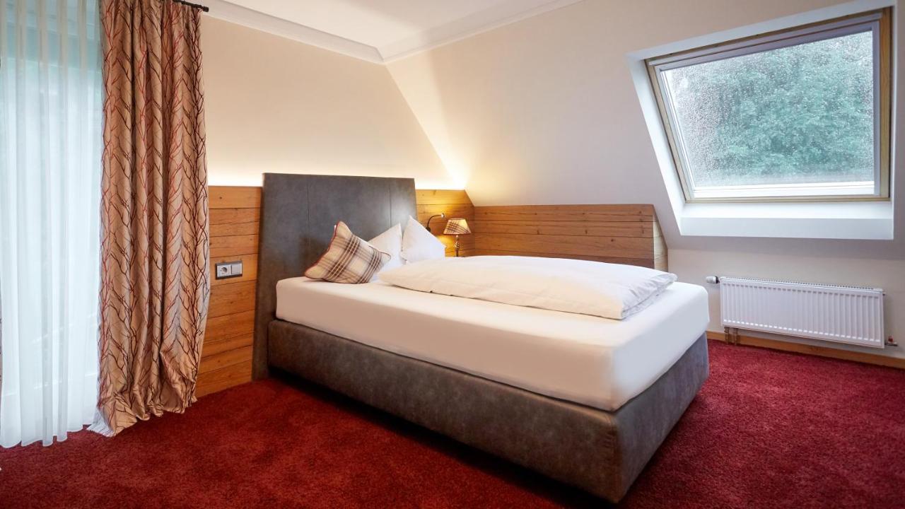 Romantik Hotel Rindenmuehle Villingen-Schwenningen Esterno foto