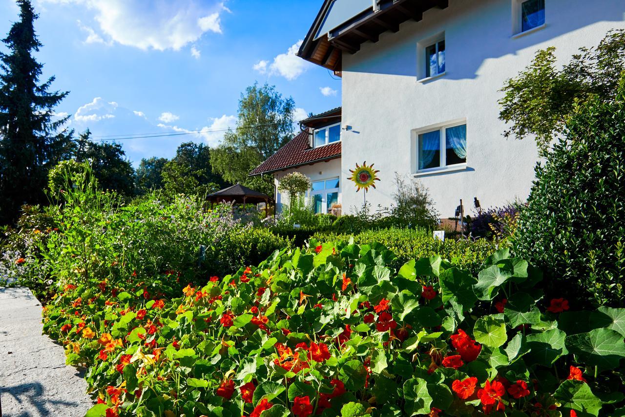 Romantik Hotel Rindenmuehle Villingen-Schwenningen Esterno foto